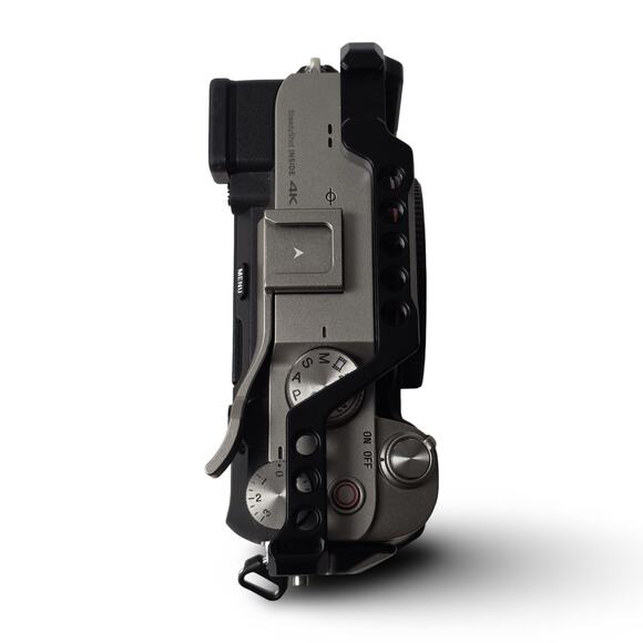 Sony a7C (Low Shutter) Camera + Smallrig Cage & More - Excellent Condition - Picture 8 of 15